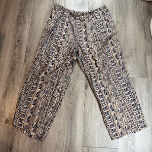 Sag Harbor Pants Womens 1X Beige Tropical Geometric Rayon Wide‎ Leg Coastal
